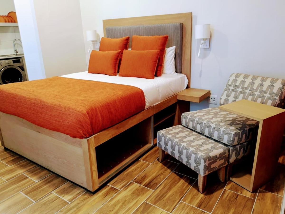 Urban Oasis Aparthotel ケープタウン エクステリア 写真