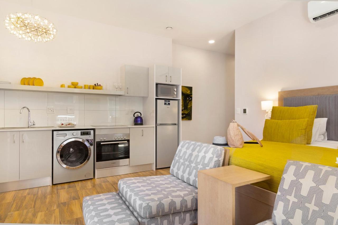 Urban Oasis Aparthotel ケープタウン エクステリア 写真